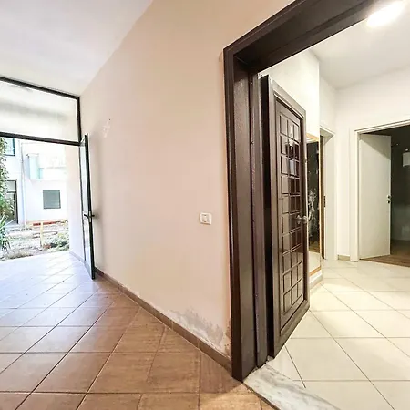 Mali I Robit 857 Apartment Golem (Tirana)