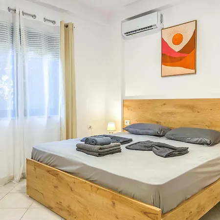 Mali I Robit 857 Apartment Golem (Tirana)